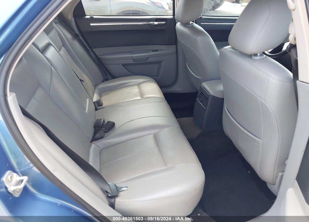 2007 CHRYSLER 300 TOURING VIN: 2C3KA53G87H675746