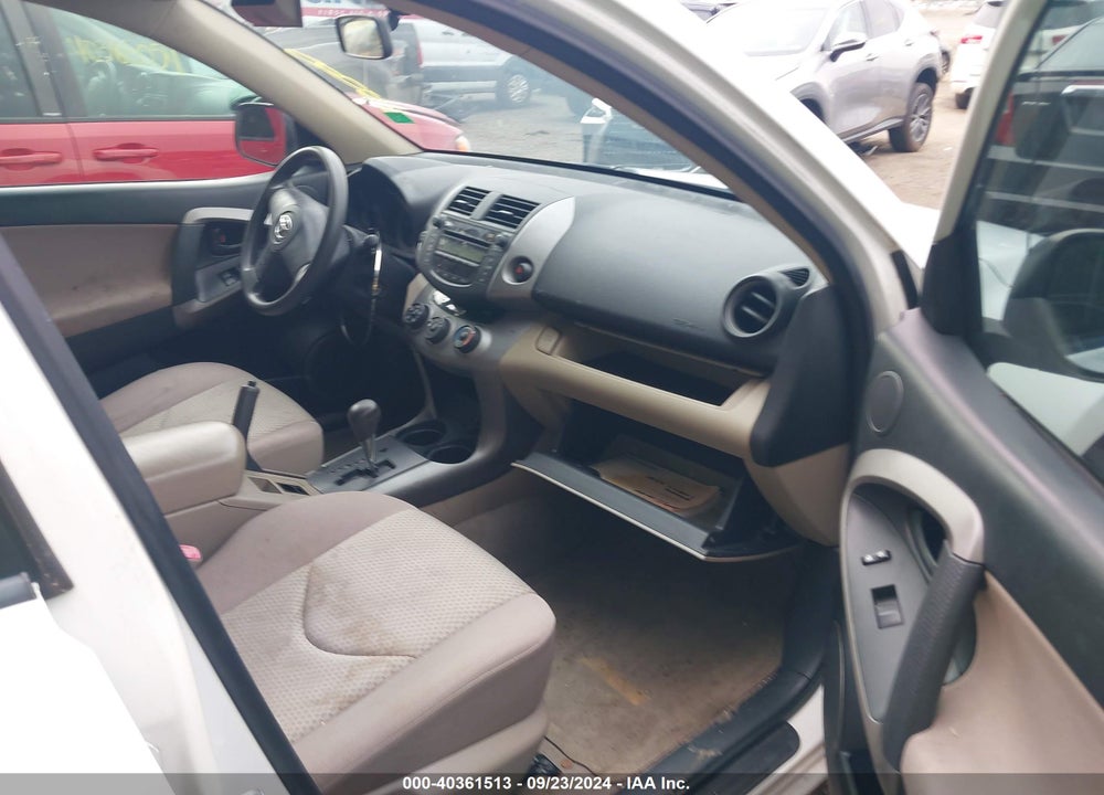 2008 TOYOTA RAV4 VIN: JTMBD33V086067695