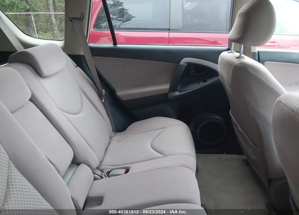 2008 TOYOTA RAV4 VIN: JTMBD33V086067695