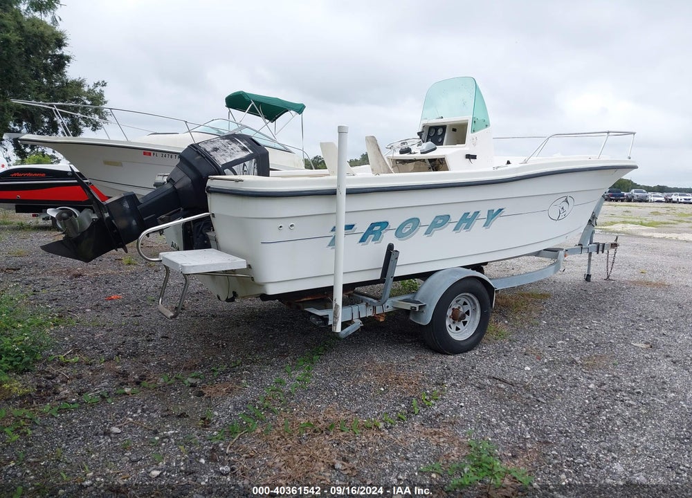1997 BAYLINER MARINE CORP VIN: BYQA35FKG697