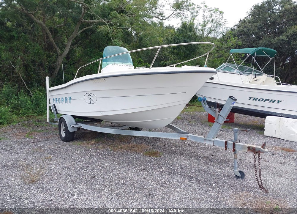 1997 BAYLINER MARINE CORP VIN: BYQA35FKG697