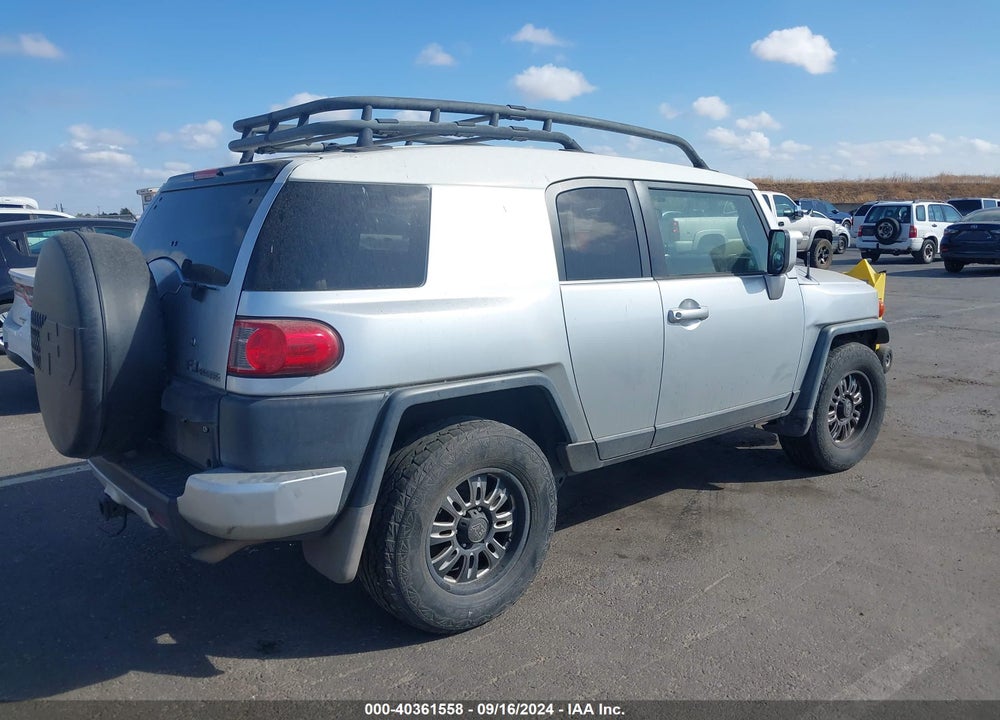 2007 CRUISER TOYOTA FJ VIN: JTEZU11F970005000