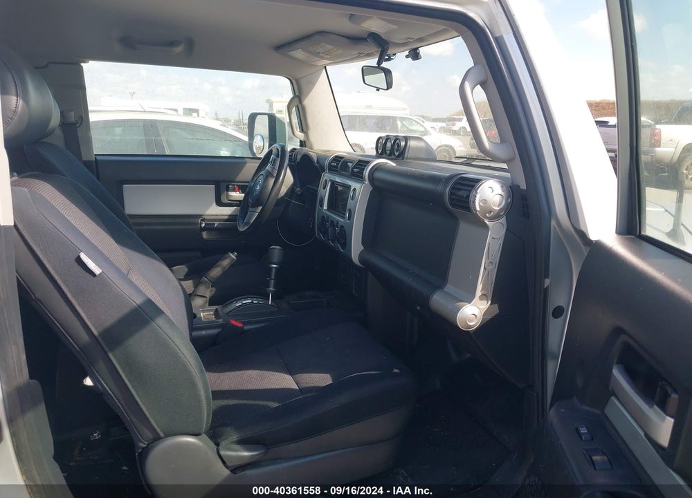 2007 CRUISER TOYOTA FJ VIN: JTEZU11F970005000