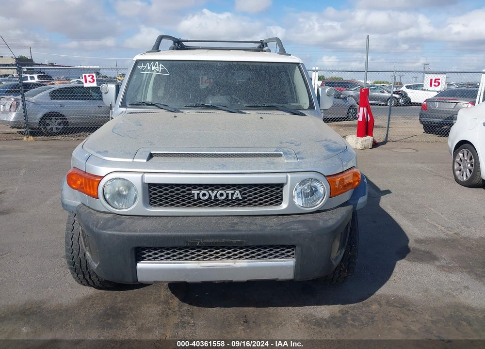 2007 CRUISER TOYOTA FJ VIN: JTEZU11F970005000