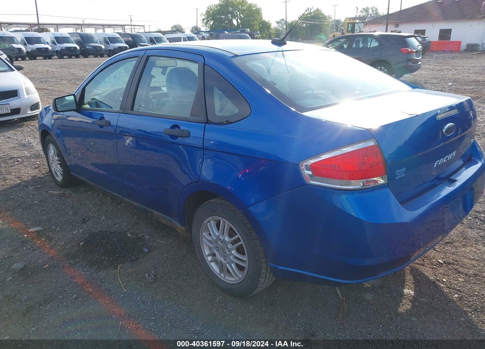 2011 FORD FOCUS SE VIN: 1FAHP3FN7BW172728
