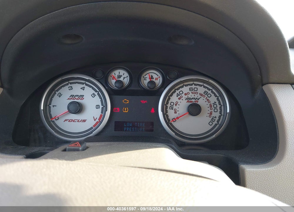 2011 FORD FOCUS SE VIN: 1FAHP3FN7BW172728