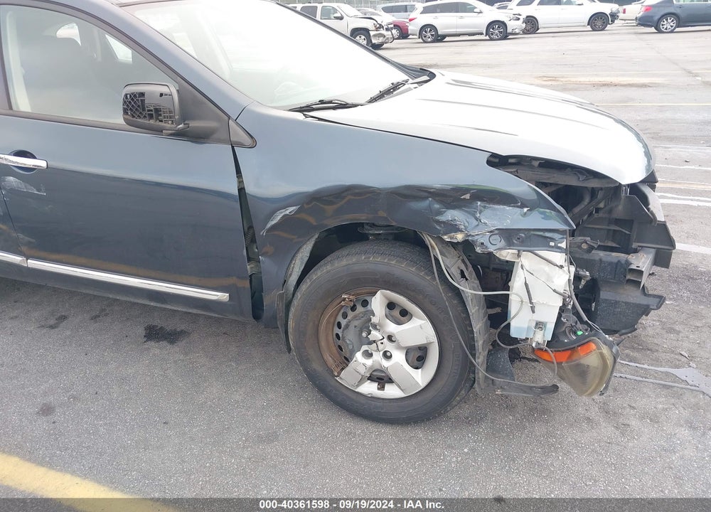 2015 NISSAN ROGUE SELECT S VIN: JN8AS5MV5FW765913