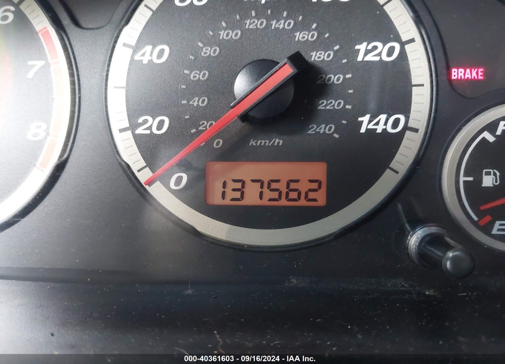 2002 HONDA CR-V LX VIN: JHLRD77482C004671