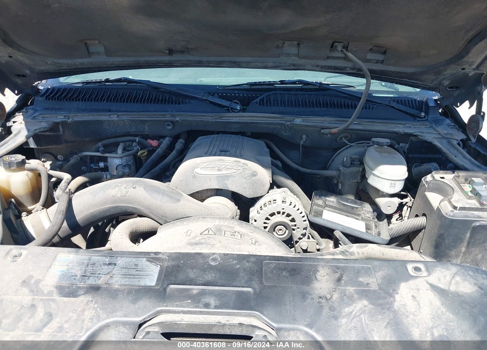 2003 CHEVROLET TAHOE LS VIN: 1GNEC13Z53R204619