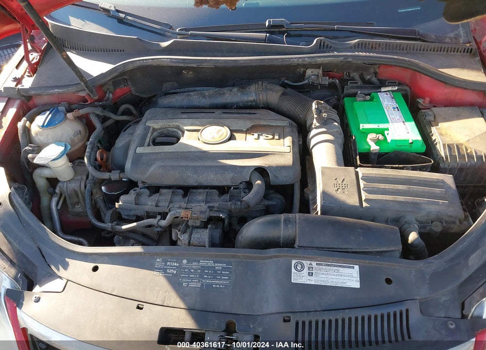 2010 VOLKSWAGEN EOS KOMFORT VIN: WVWAA7AH8AV019186