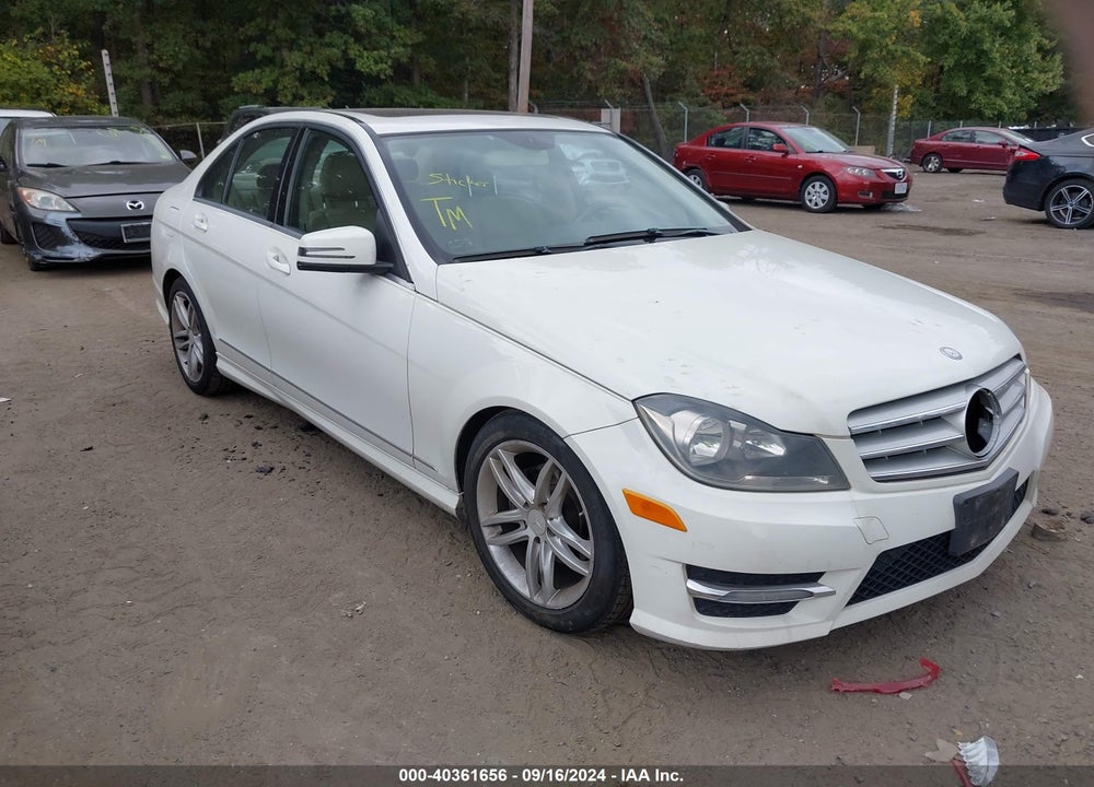 2012 MERCEDES-BENZ C 300 LUXURY 4MATIC/SPORT 4MATIC VIN: WDDGF8BB8CR204738