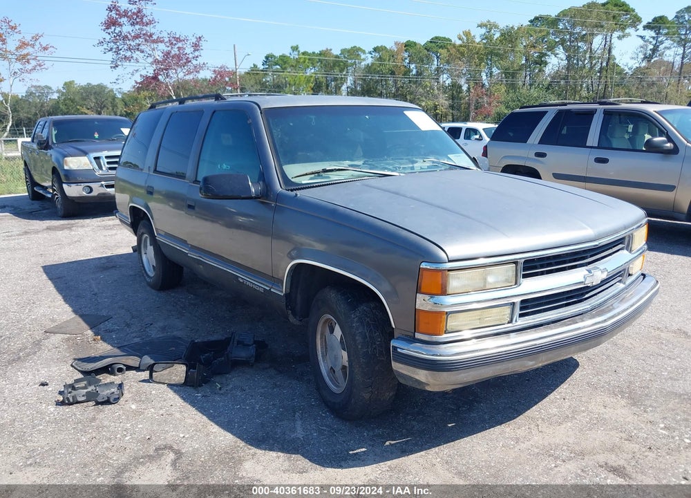 1999 CHEVROLET TAHOE LS VIN: 1GNEC13R7XJ305018
