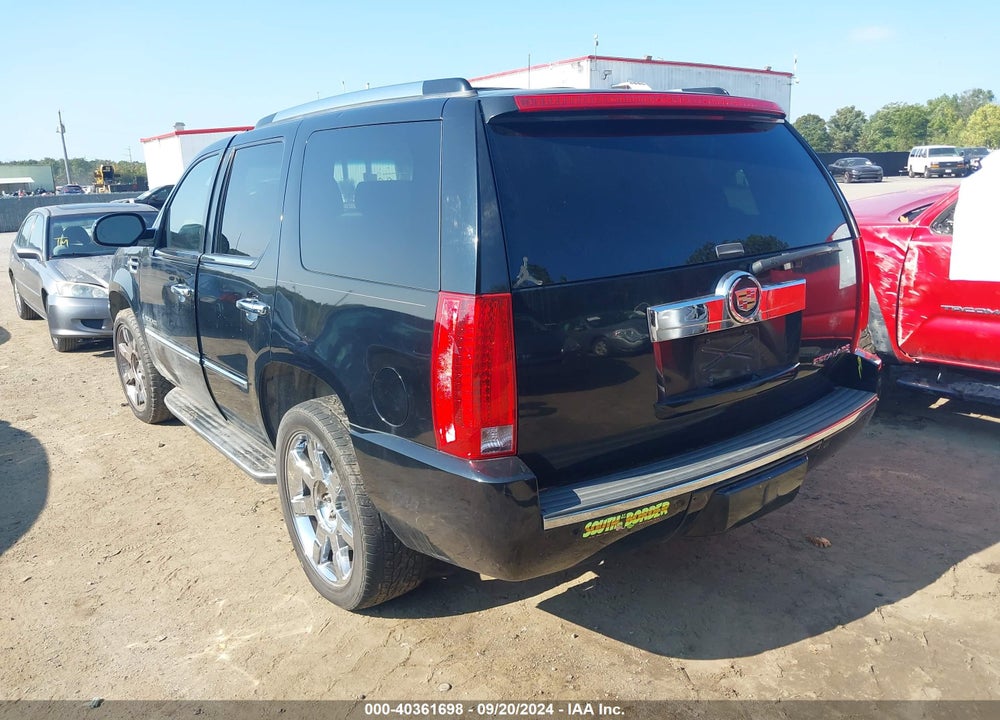 2008 CADILLAC ESCALADE STANDARD VIN: 1GYFK63878R188140