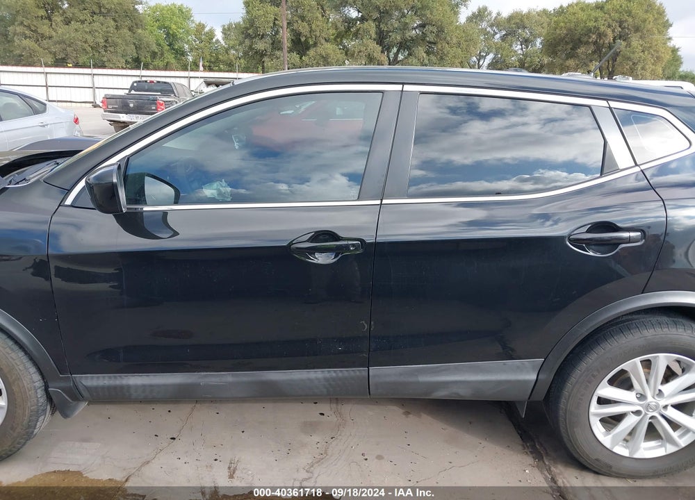 2017 NISSAN ROGUE SPORT S VIN: JN1BJ1CP3HW035986