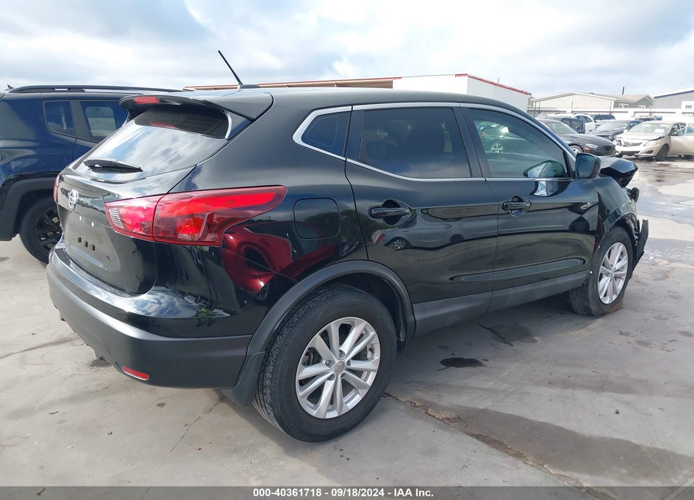 2017 NISSAN ROGUE SPORT S VIN: JN1BJ1CP3HW035986