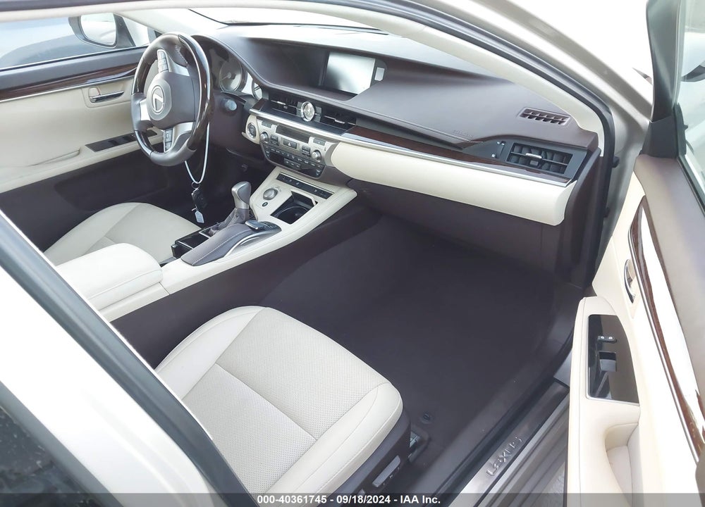 2017 LEXUS ES 350 VIN: 58ABK1GGXHU057049