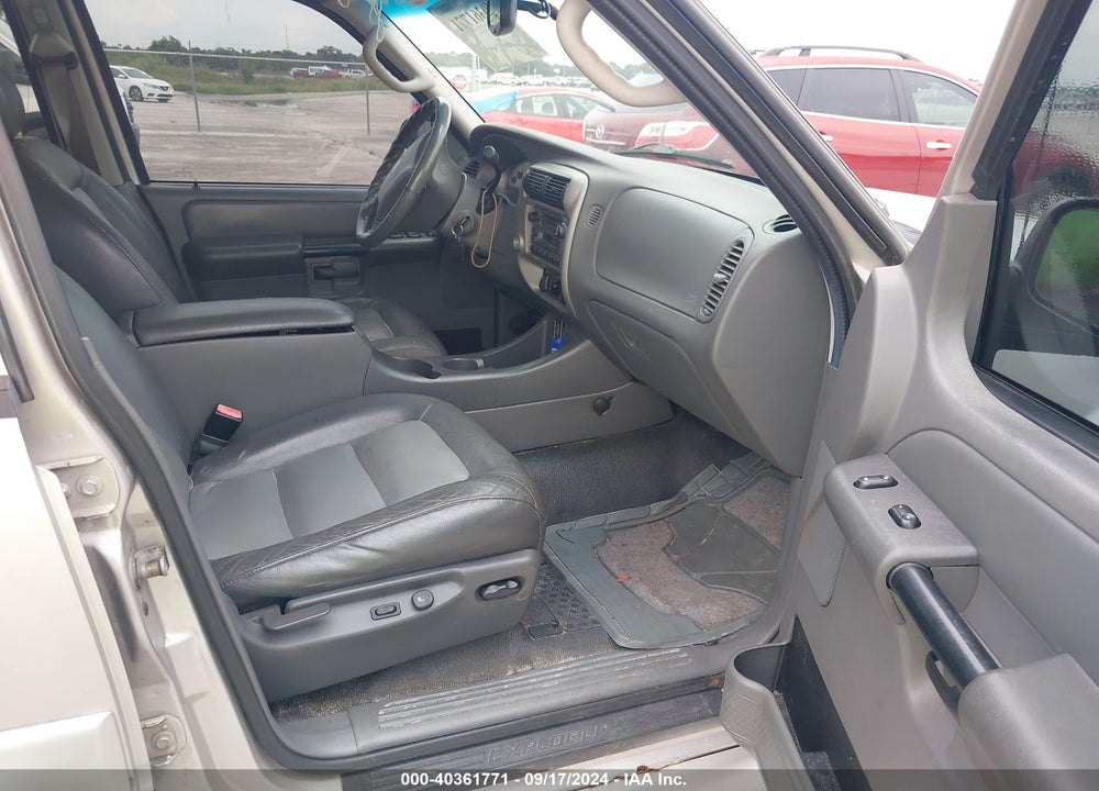 2004 FORD EXPLORER SPORT TRAC ADRENALIN/XLS/XLT VIN: 1FMZU67K14UC20800