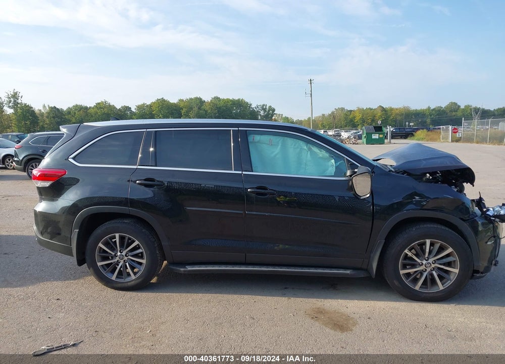 2019 TOYOTA HIGHLANDER XLE VIN: 5TDJZRFH1KS572447