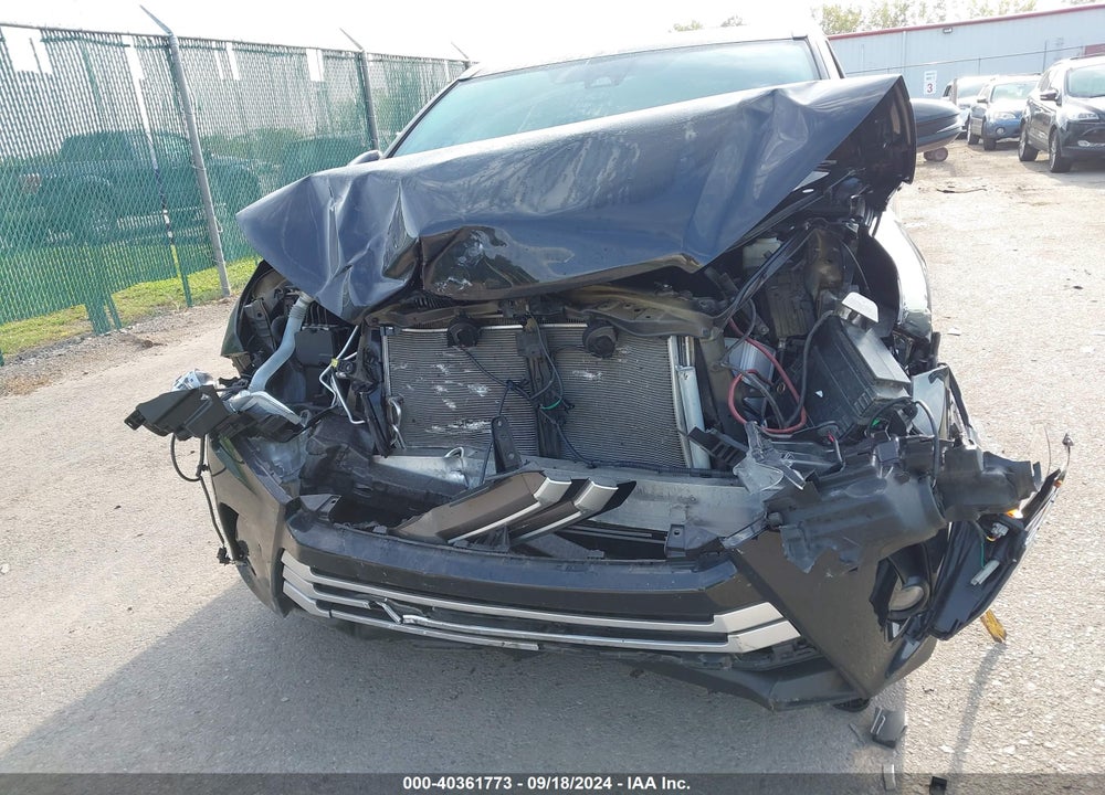 2019 TOYOTA HIGHLANDER XLE VIN: 5TDJZRFH1KS572447