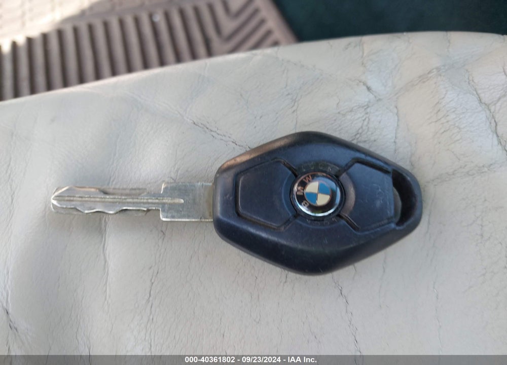 2001 BMW 740IL VIN: WBAGH83451DP19465