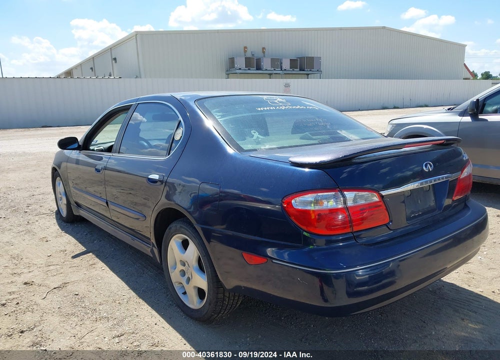 2001 INFINITI I30 TOURING VIN: JNKCA31A81T029909