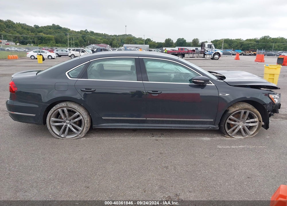2017 VOLKSWAGEN PASSAT 1.8T R-LINE VIN: 1VWDT7A38HC010762