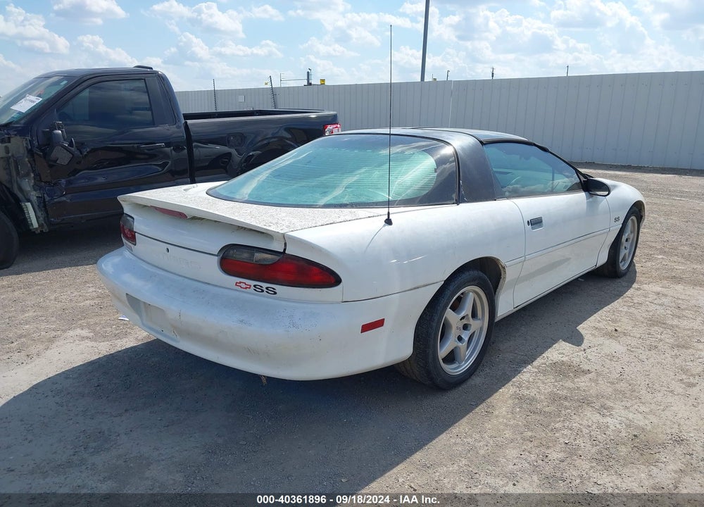 1996 CHEVROLET CAMARO Z28 VIN: 2G1FP22P1T2161299