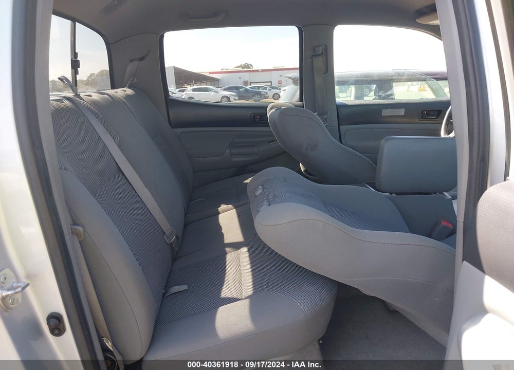 2005 TOYOTA TACOMA PRERUNNER V6 VIN: 3TMJU62N45M004013