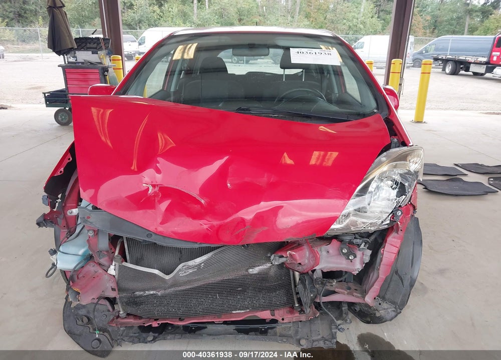 2011 HONDA FIT SPORT VIN: JHMGE8G53BC008772
