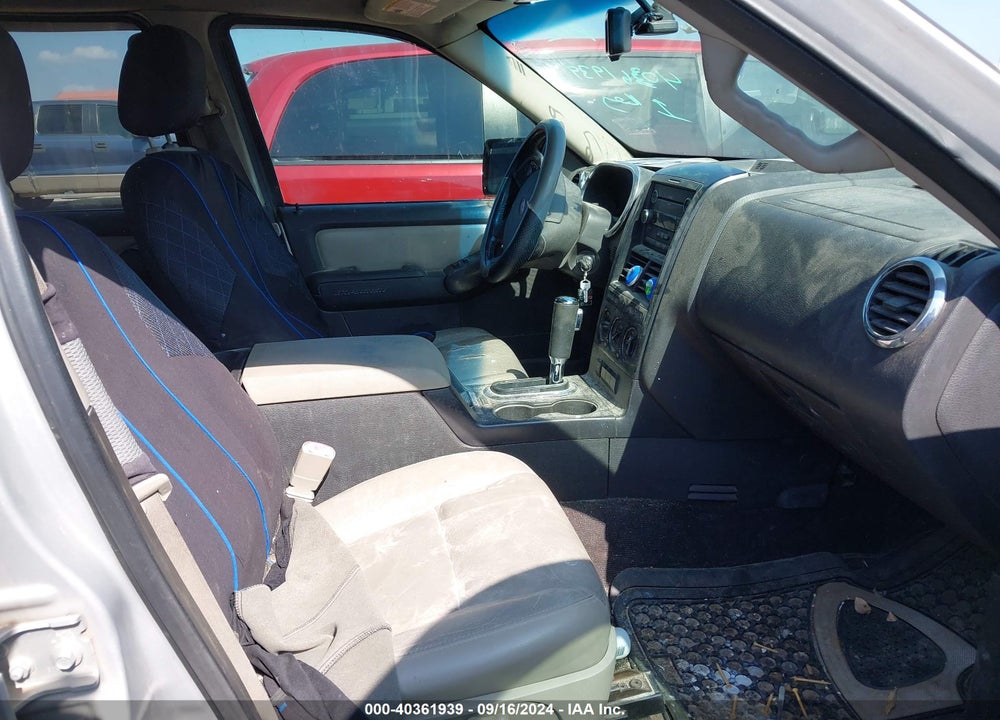2008 FORD EXPLORER XLT VIN: 1FMEU73E88UB13916