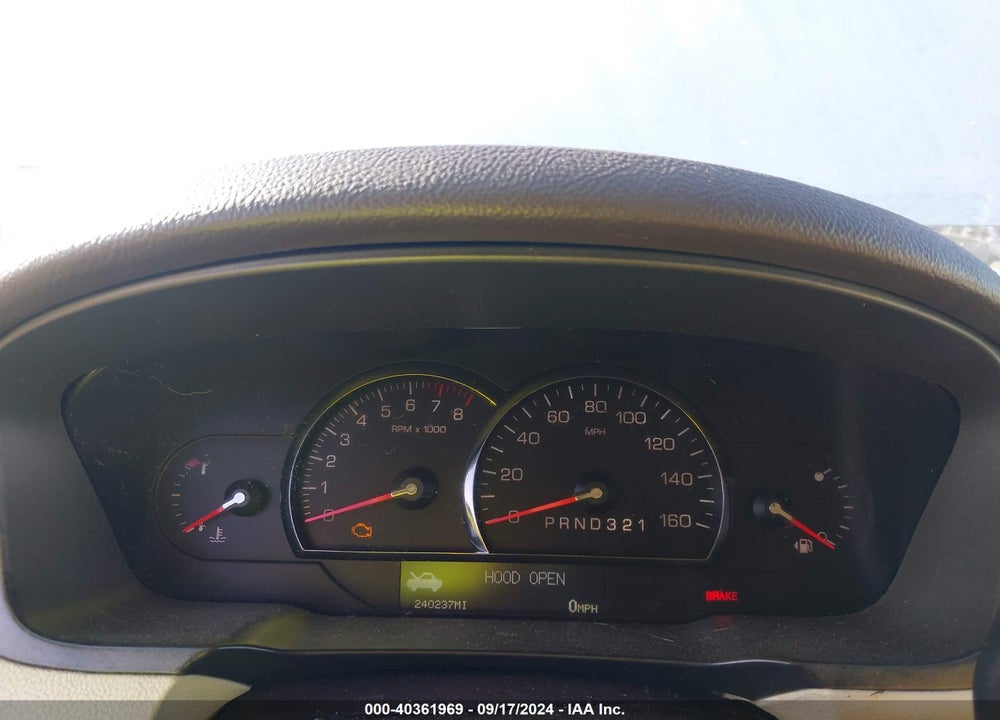 2008 CADILLAC DTS 1SD VIN: 1G6KD57Y58U194439