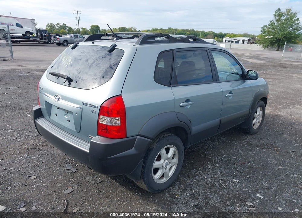 2005 HYUNDAI TUCSON GLS/LX VIN: KM8JN72D25U187624