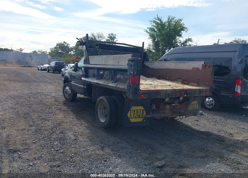 2003 FORD F-550 XL/XLT VIN: 1FDAF57F53EA67707