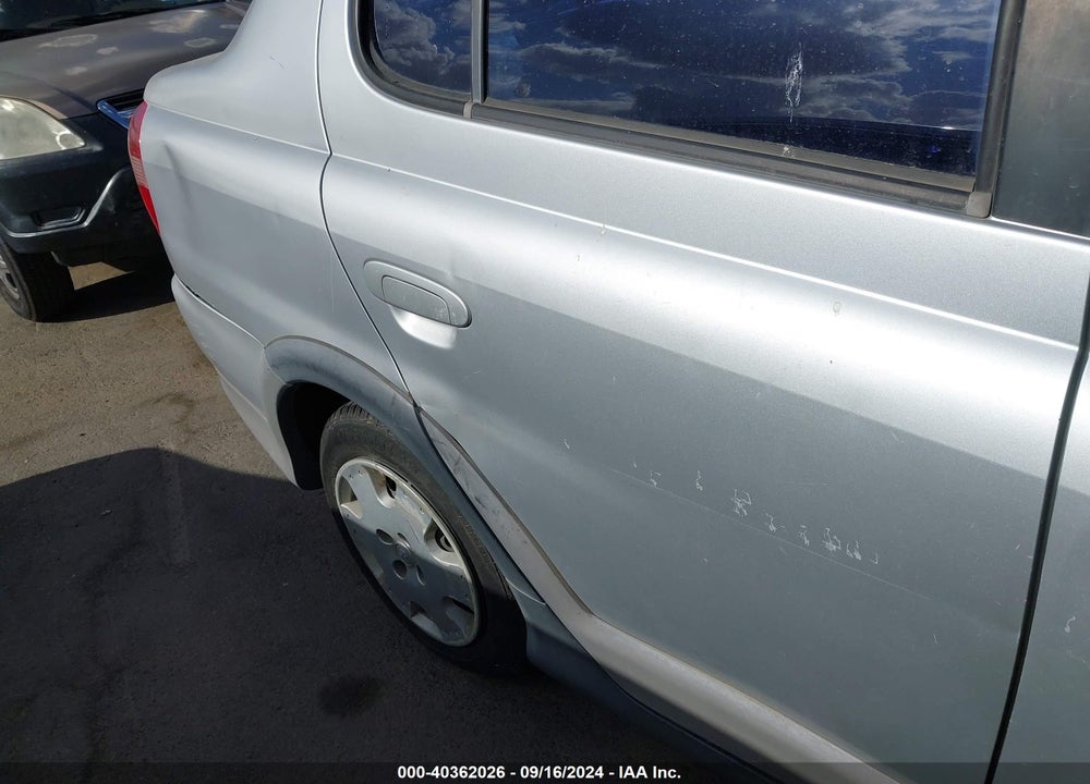 2001 TOYOTA ECHO VIN: JTDBT123210107520