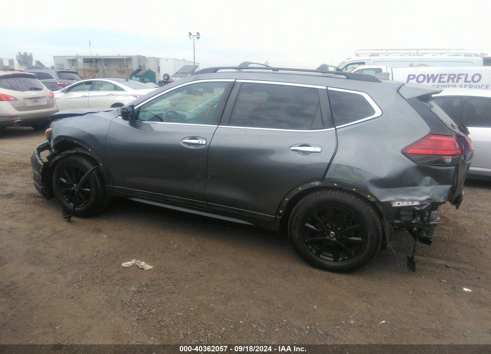 2017 NISSAN ROGUE SV VIN: 5N1AT2MV6HC820621