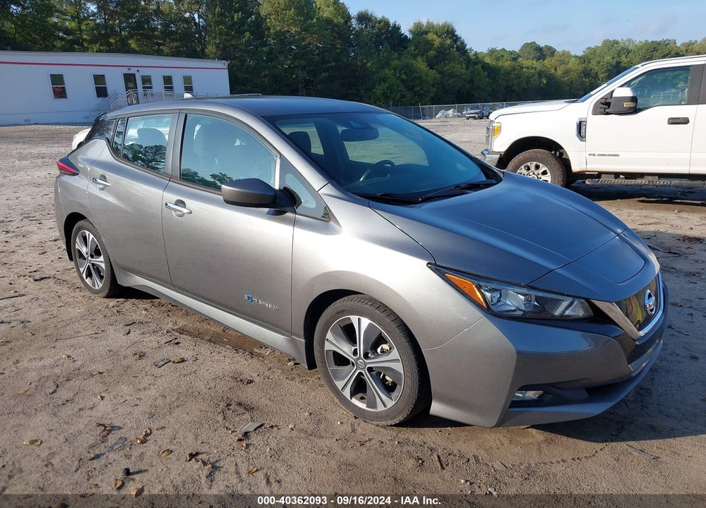 2018 NISSAN LEAF SV VIN: 1N4AZ1CP2JC303859