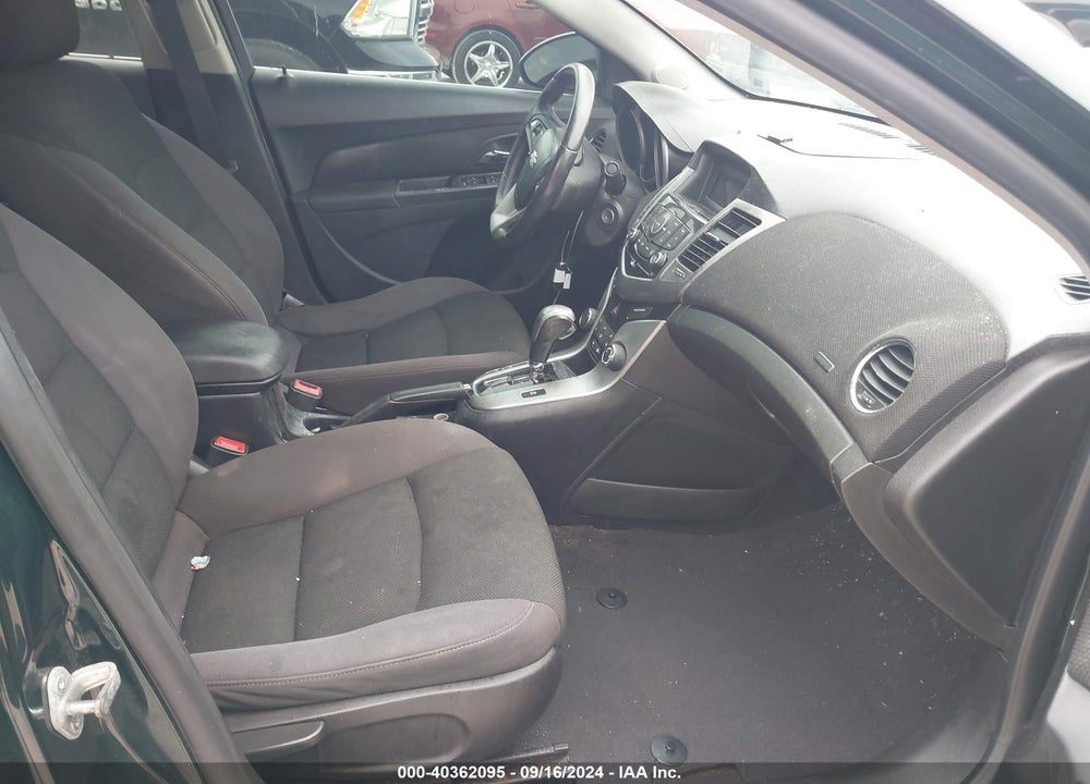 2014 CHEVROLET CRUZE 1LT AUTO VIN: 1G1PC5SB7E7231227