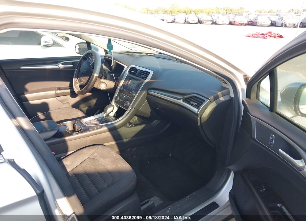 2014 FORD FUSION SE VIN: 1FA6P0H79E5386716