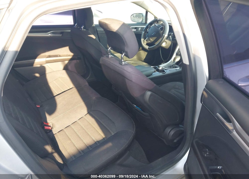 2014 FORD FUSION SE VIN: 1FA6P0H79E5386716