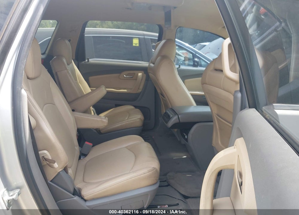 2010 CHEVROLET TRAVERSE LT VIN: 1GNLRGED3AS132349