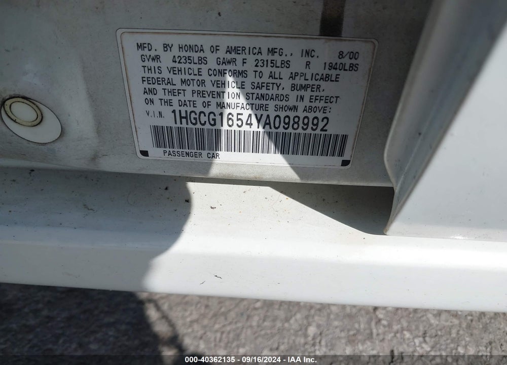 2000 HONDA ACCORD 3.0 EX VIN: 1HGCG1654YA098992