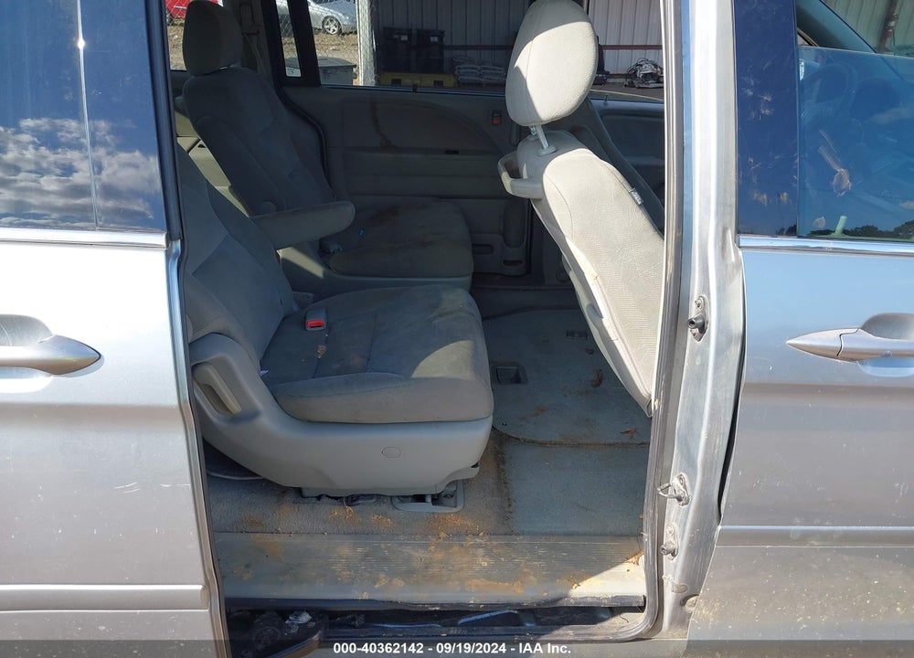 2008 HONDA ODYSSEY EX VIN: 5FNRL38498B086705