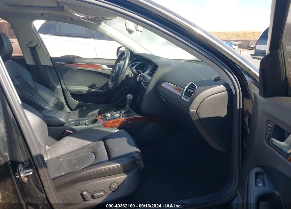 2011 AUDI A4 2.0T PREMIUM VIN: WAUEFBFL2BN015278