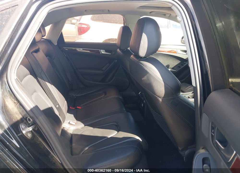 2011 AUDI A4 2.0T PREMIUM VIN: WAUEFBFL2BN015278