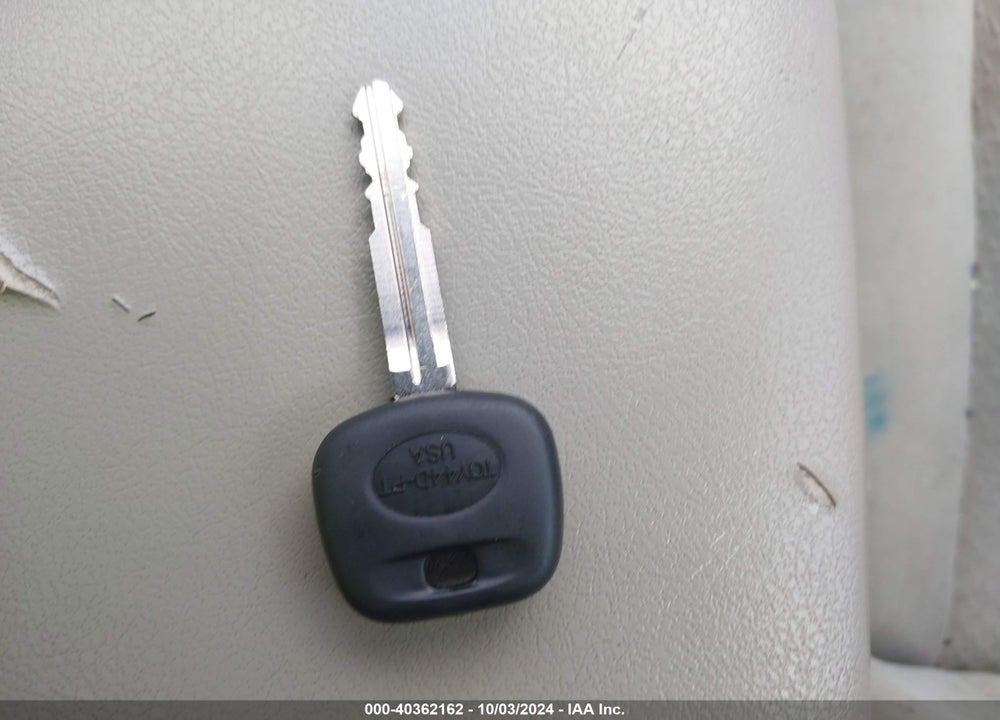 2007 TOYOTA CAMRY LE VIN: JTNBE46KX73002448