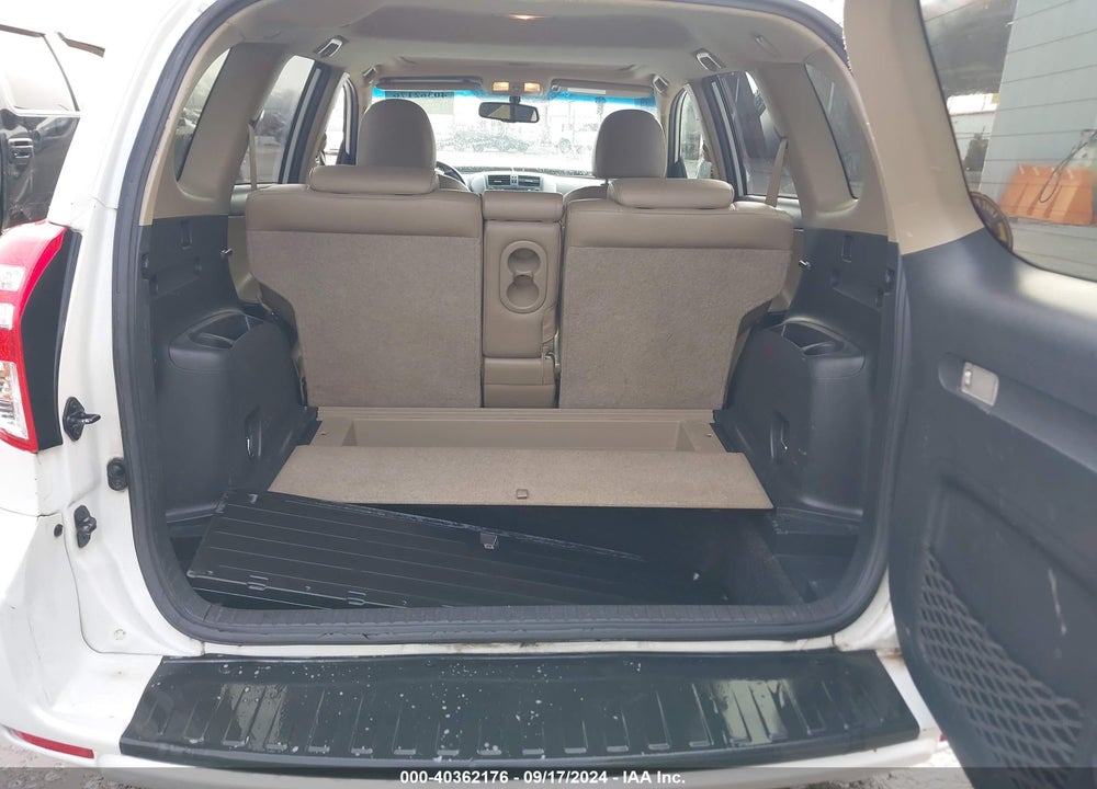 2011 TOYOTA RAV4 LIMITED V6 VIN: JTMDK4DV6B5104121