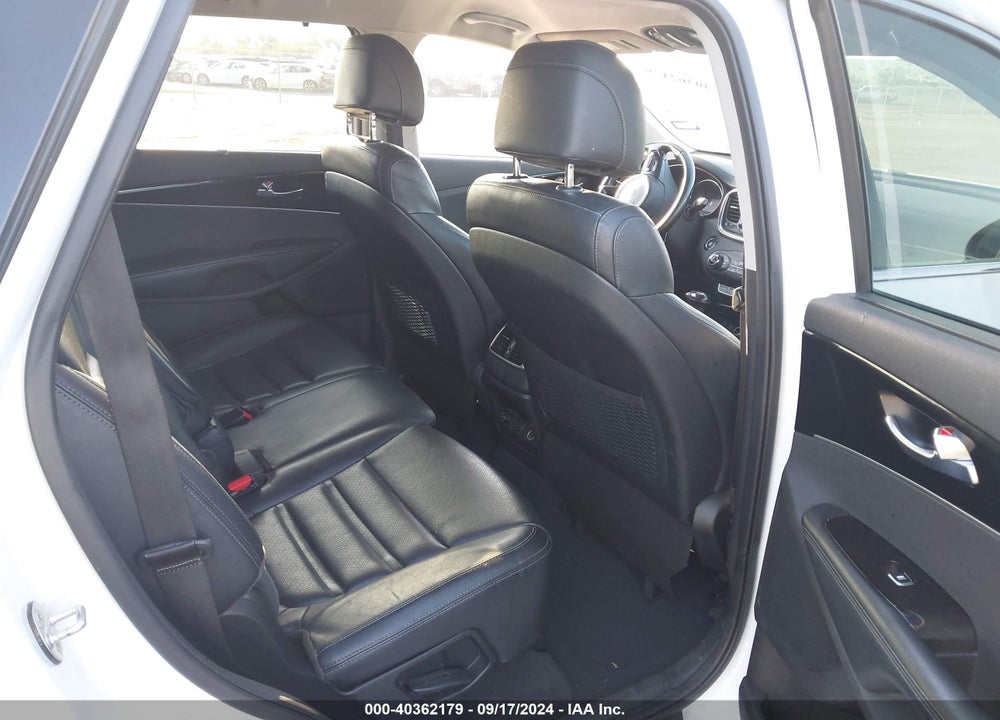 2017 KIA SORENTO 3.3L EX VIN: 5XYPH4A52HG231254