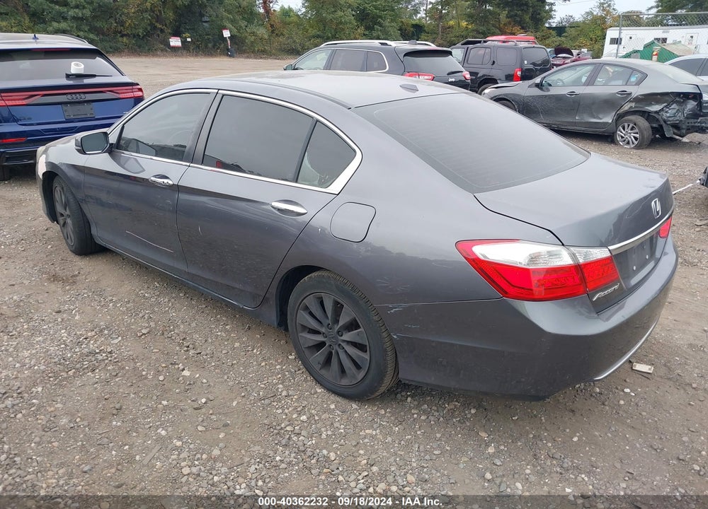 2015 HONDA ACCORD EX-L VIN: 1HGCR2F88FA092247