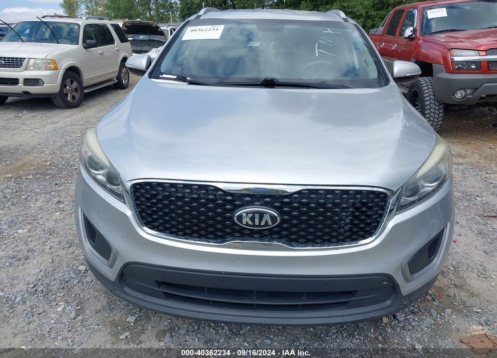 2017 KIA SORENTO 3.3L LX VIN: 5XYPG4A54HG293046