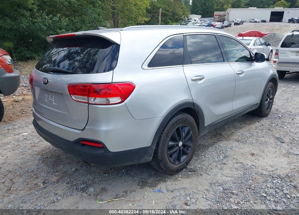 2017 KIA SORENTO 3.3L LX VIN: 5XYPG4A54HG293046